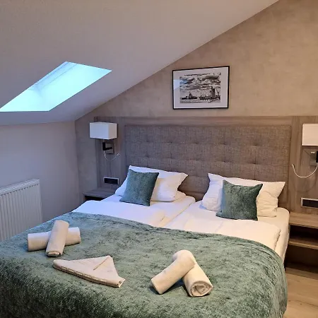 Mertinkus Nordseehotel Bed & Breakfast