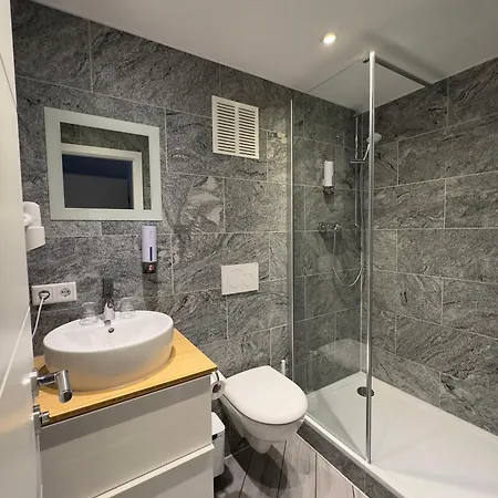 Bed & Breakfast Mertinkus Nordseehotel Cuxhaven