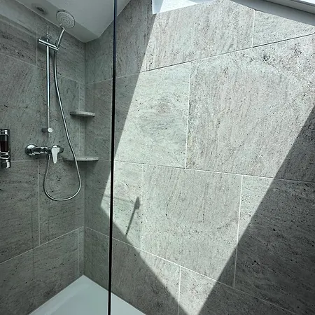 Mertinkus Nordseehotel Bed & Breakfast *