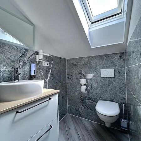 Mertinkus Nordseehotel Bed & Breakfast