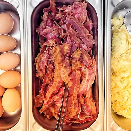 Mertinkus Nordseehotel Куксхафен