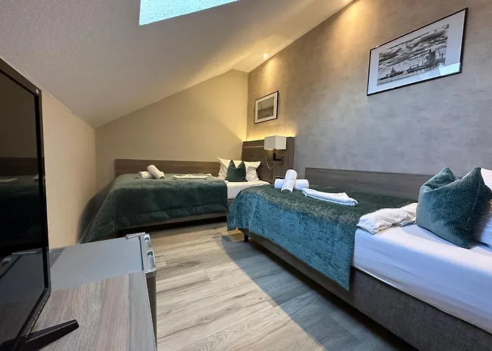 Mertinkus Nordseehotel * Куксхафен